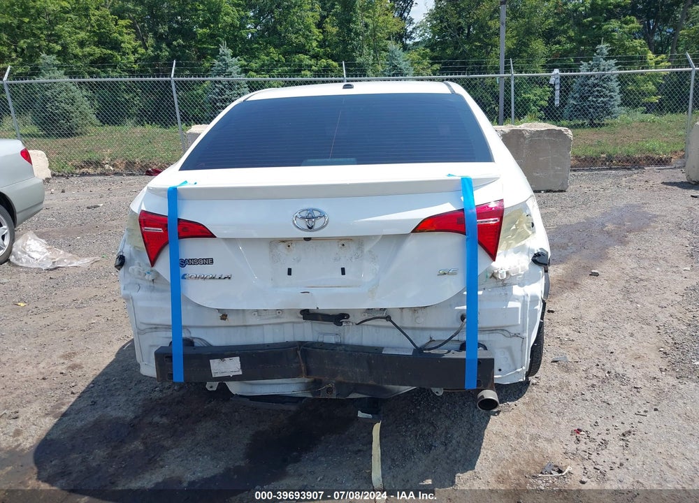 2018 TOYOTA COROLLA VIN: 2T1BURHE5JC047792