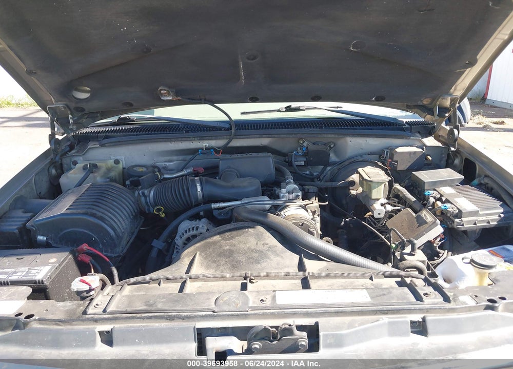 1998 CHEVROLET C1500 FLEETSIDE VIN: 1GCEC19W4WE221249
