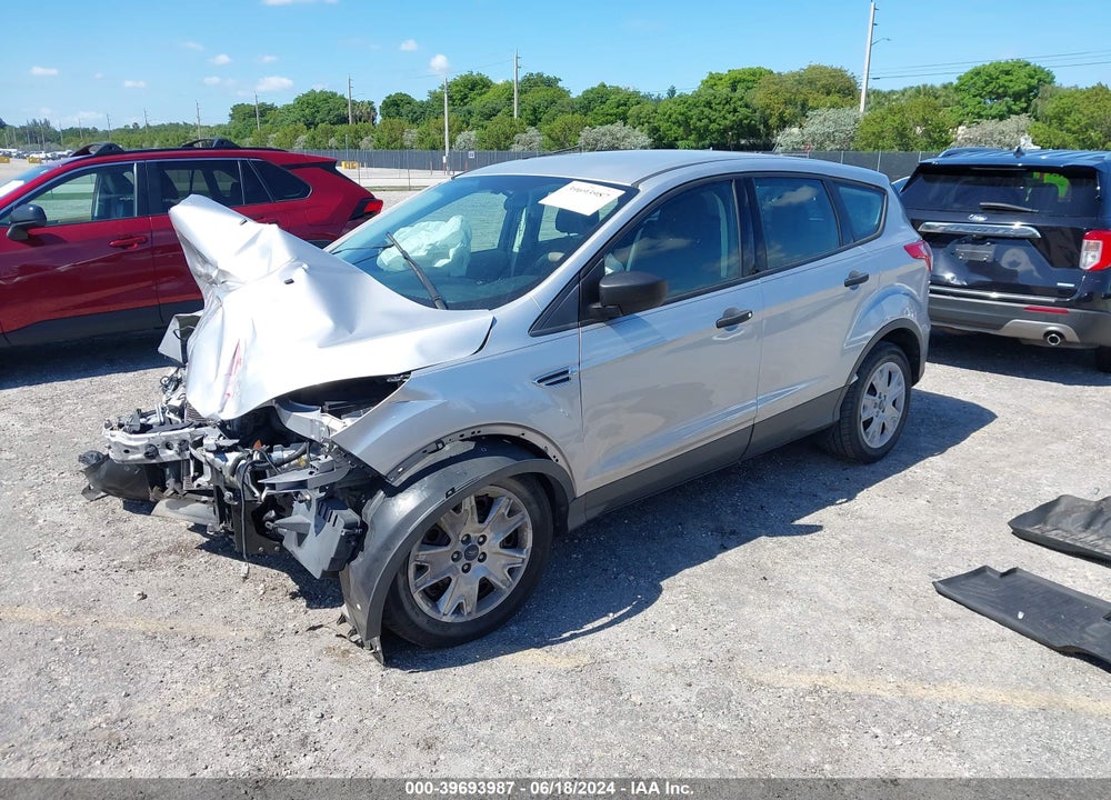 2015 FORD ESCAPE S VIN: 1FMCU0F75FUA14995