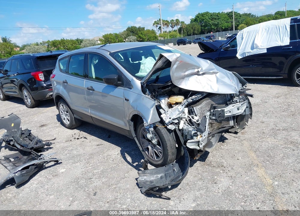 2015 FORD ESCAPE S VIN: 1FMCU0F75FUA14995