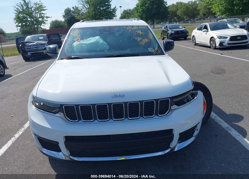 2024 JEEP GRAND CHEROKEE L LAREDO X 4X4 VIN: 1C4RJKAG6R8538776