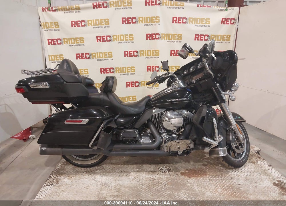 2016 HARLEY-DAVIDSON FLHTK ULTRA LIMITED VIN: 1HD1KEL15GB649399