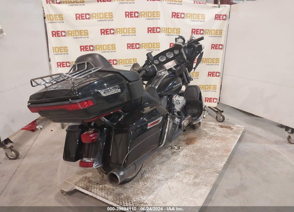 2016 HARLEY-DAVIDSON FLHTK ULTRA LIMITED VIN: 1HD1KEL15GB649399