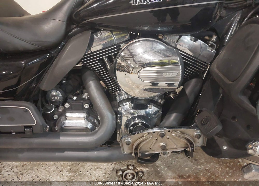 2016 HARLEY-DAVIDSON FLHTK ULTRA LIMITED VIN: 1HD1KEL15GB649399
