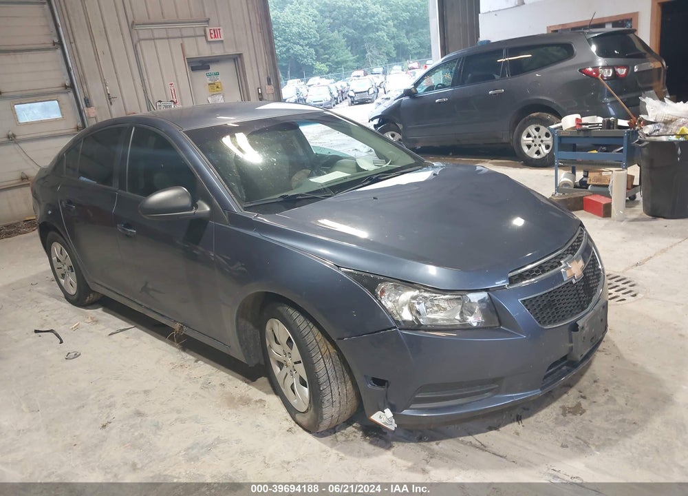 2014 CHEVROLET CRUZE LS MANUAL VIN: 1G1PB5SHXE7278162