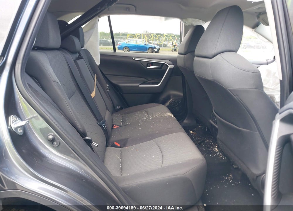 2021 TOYOTA RAV4 XLE VIN: 2T3P1RFVXMC241456