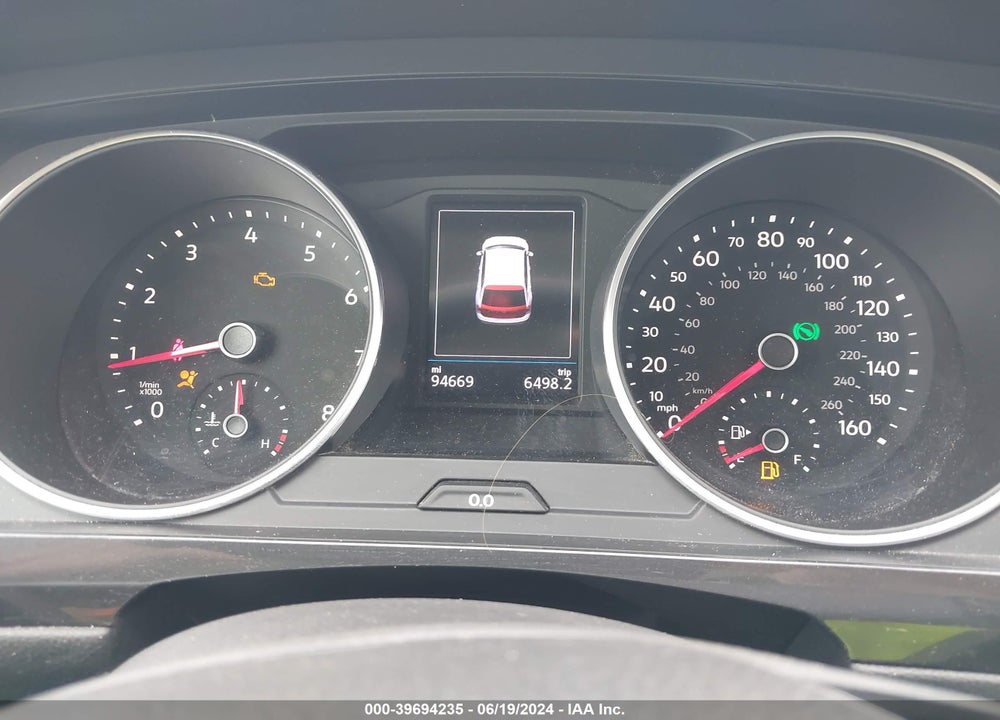 2018 VOLKSWAGEN TIGUAN VIN: 3VV2B7AX7JM181959