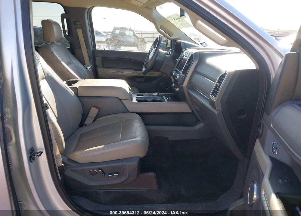 2018 FORD EXPEDITION XLT VIN: 1FMJU1HT4JEA06137