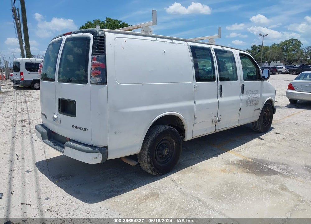 2000 CHEVROLET EXPRESS VIN: 1GCHG35R5Y1151901