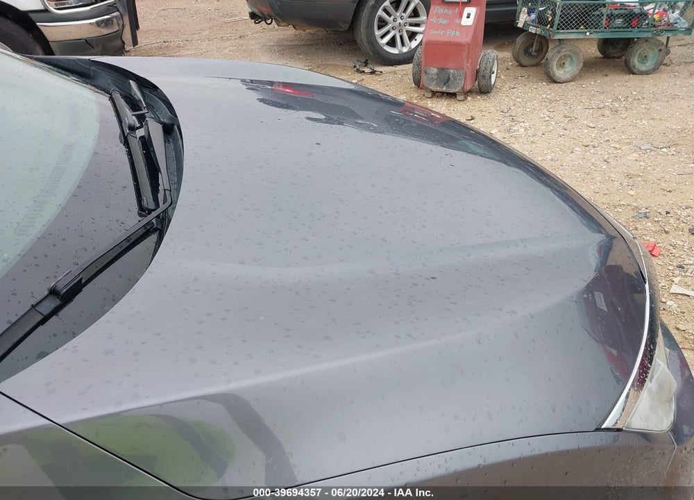 2018 HONDA CIVIC LX VIN: 19XFC2F5XJE042815