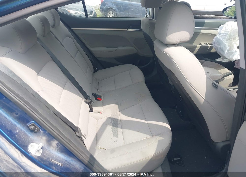 2019 HYUNDAI ELANTRA SE VIN: 5NPD74LF6KH454666