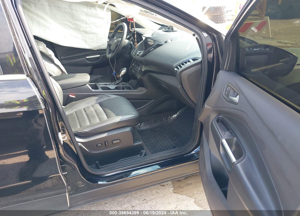 2019 FORD ESCAPE TITANIUM VIN: 1FMCU9J96KUC24433