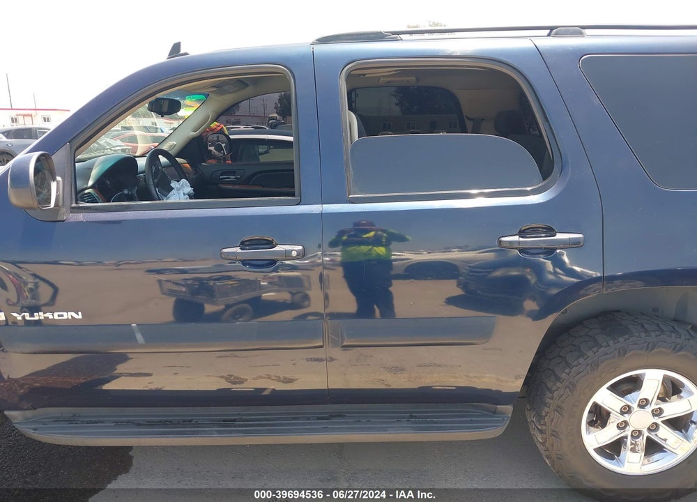 2009 GMC YUKON SLE1 VIN: 1GKFC23C69R209307