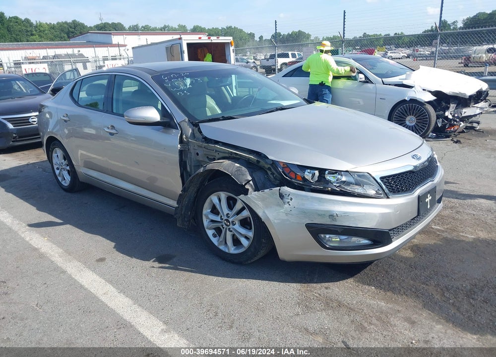 2011 KIA OPTIMA EX VIN: KNAGN4A78B5171973