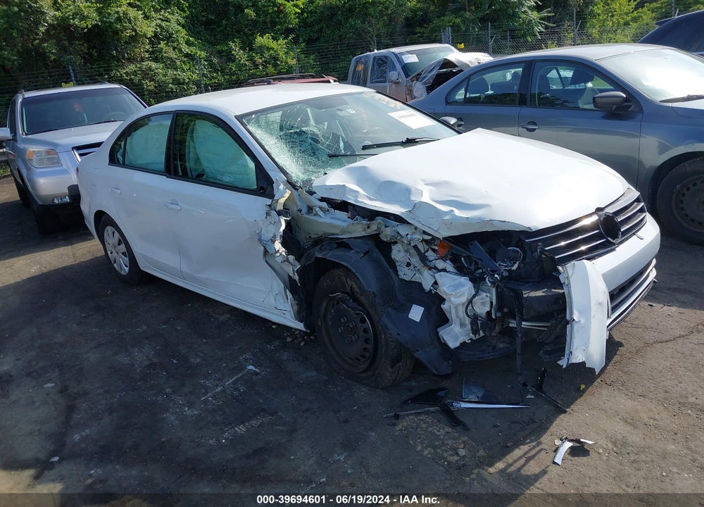 2015 VOLKSWAGEN JETTA 2.0L S VIN: 3VW2K7AJ5FM328083