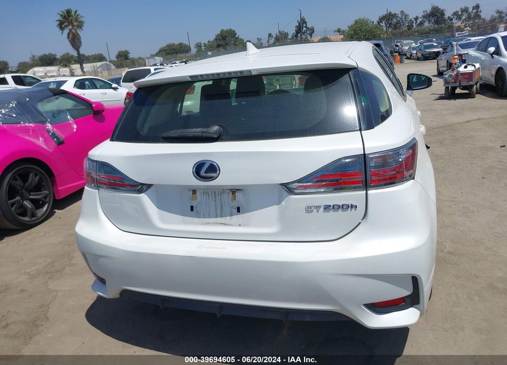 2014 LEXUS CT 200H VIN: JTHKD5BH2E2181108