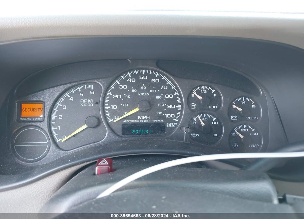 2001 CHEVROLET TAHOE LT VIN: 1GNEK13T01J117737