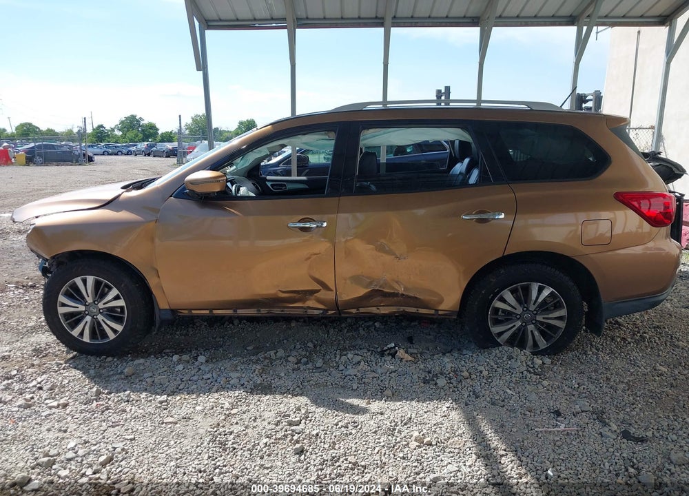 2017 NISSAN PATHFINDER SL VIN: 5N1DR2MMXHC600319