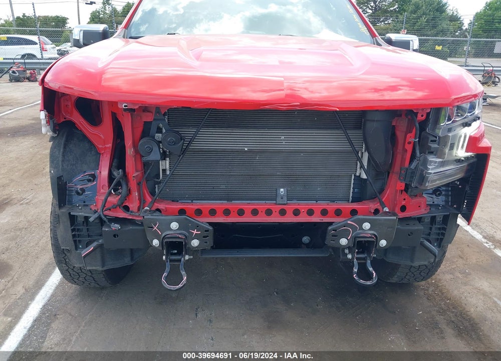 2022 CHEVROLET SILVERADO 1500 LTD 4WD STANDARD BED LT VIN: 1GCUYDED5NZ170256