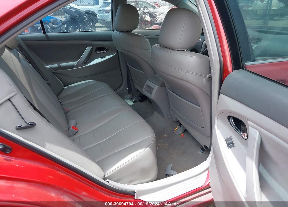 2011 TOYOTA CAMRY LE VIN: 4T4BF3EK5BR098393
