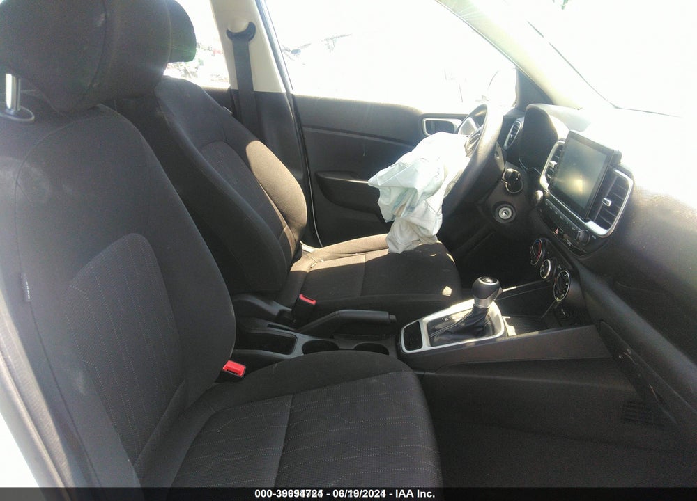 2020 HYUNDAI VENUE SE VIN: KMHRB8A33LU016792