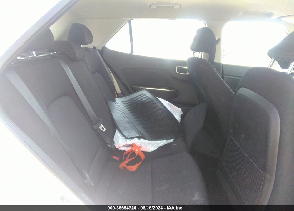 2020 HYUNDAI VENUE SE VIN: KMHRB8A33LU016792