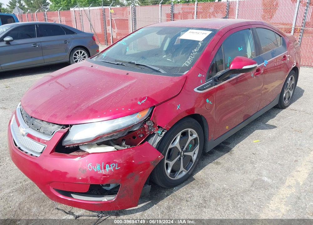 2014 CHEVROLET VOLT VIN: 1G1RD6E41EU138388