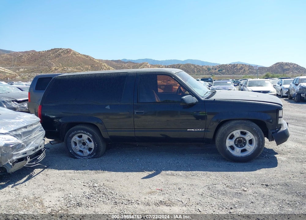 1999 CHEVROLET TAHOE VIN: 3GNEK18R4XG179973