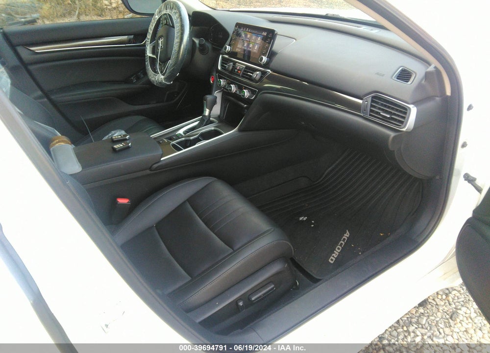 2022 HONDA ACCORD VIN: 1HGCV1F40NA086458