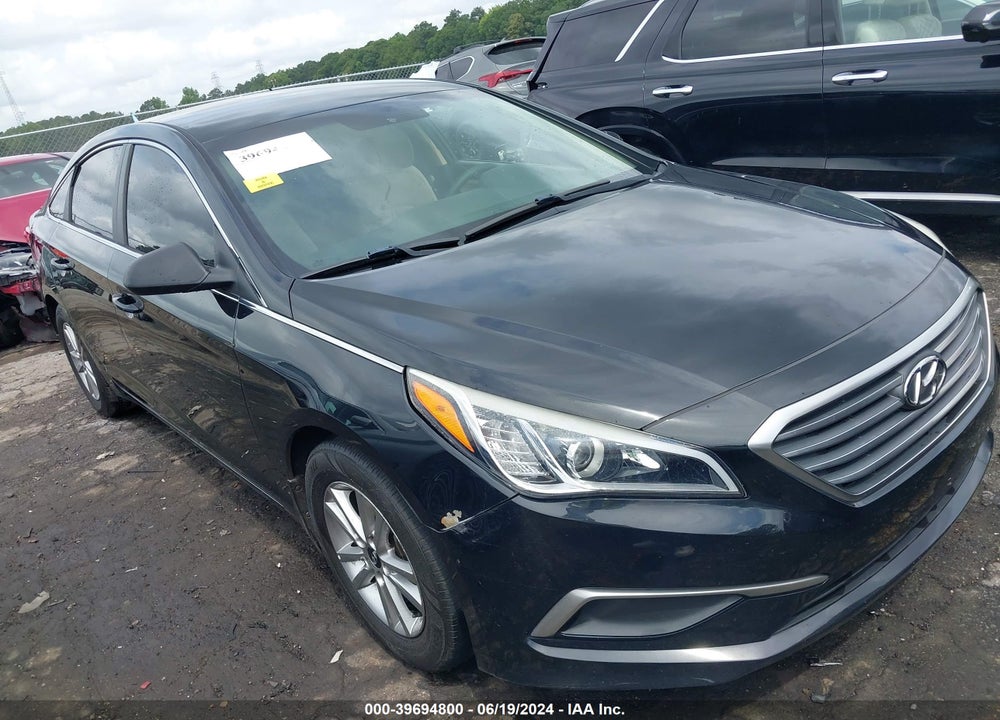 2017 HYUNDAI SONATA SE VIN: 5NPE24AF2HH528289