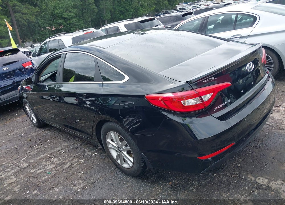2017 HYUNDAI SONATA SE VIN: 5NPE24AF2HH528289