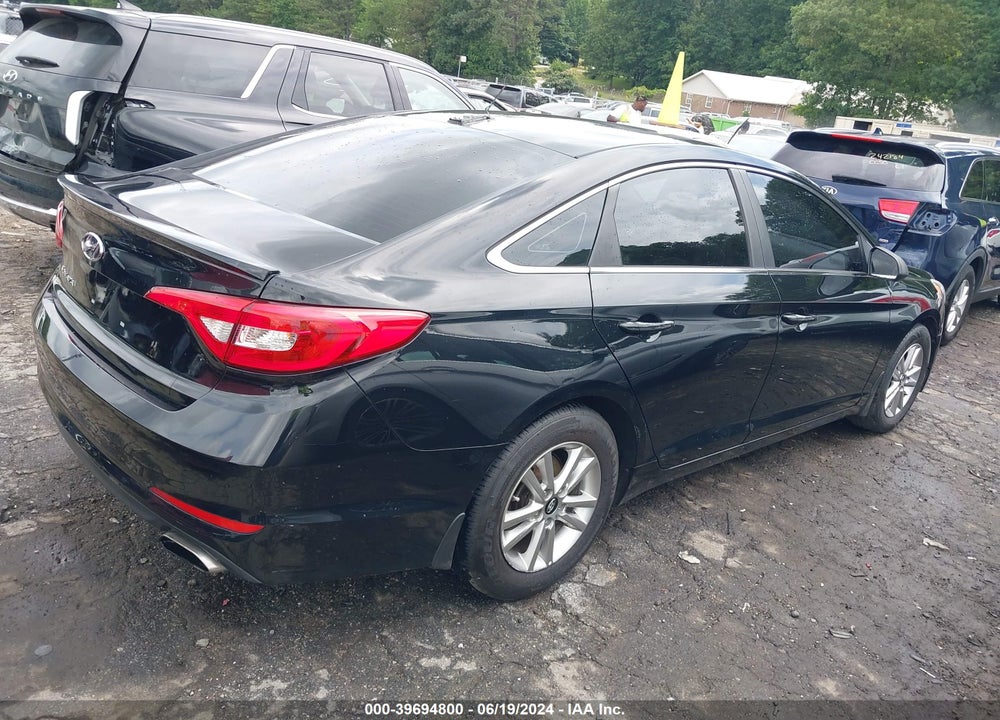 2017 HYUNDAI SONATA SE VIN: 5NPE24AF2HH528289