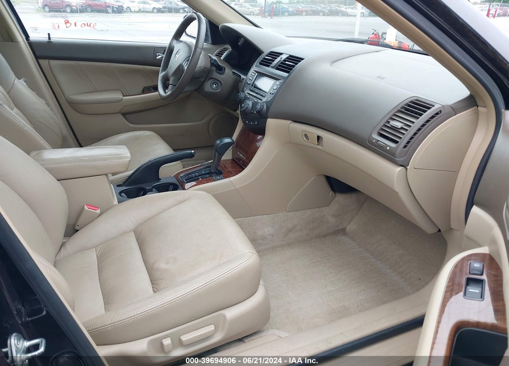 2007 HONDA ACCORD 3.0 EX VIN: 1HGCM66577A061505