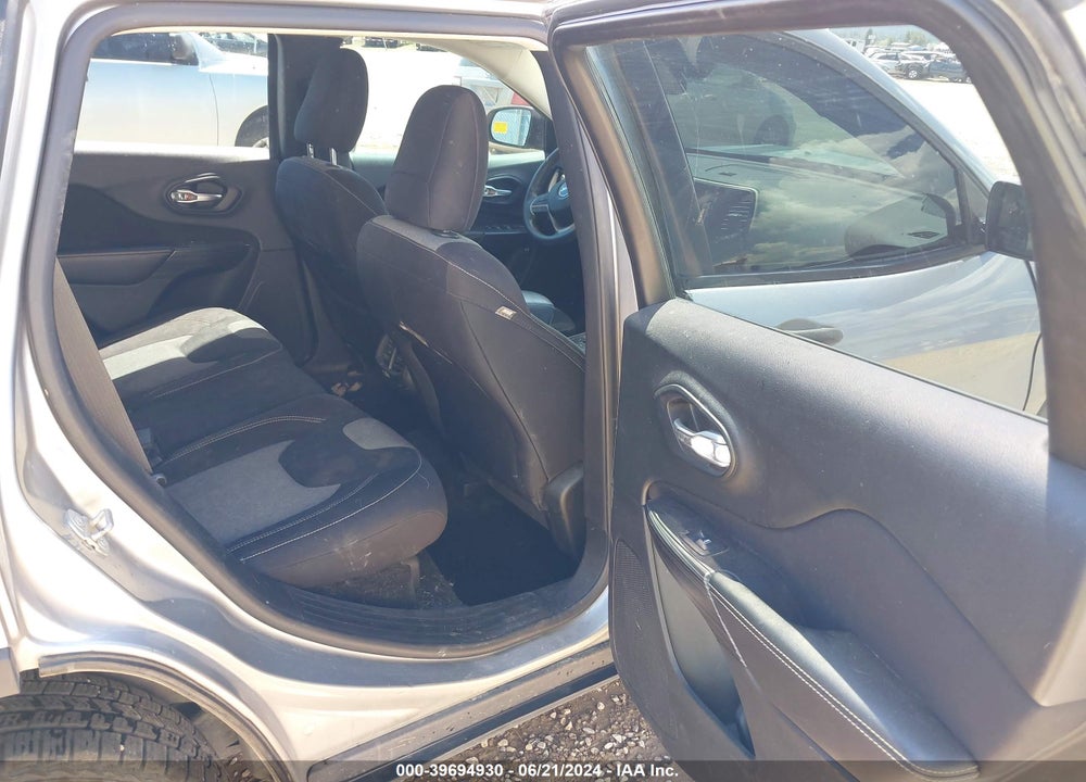 2015 JEEP CHEROKEE SPORT VIN: 1C4PJMAB1FW551725