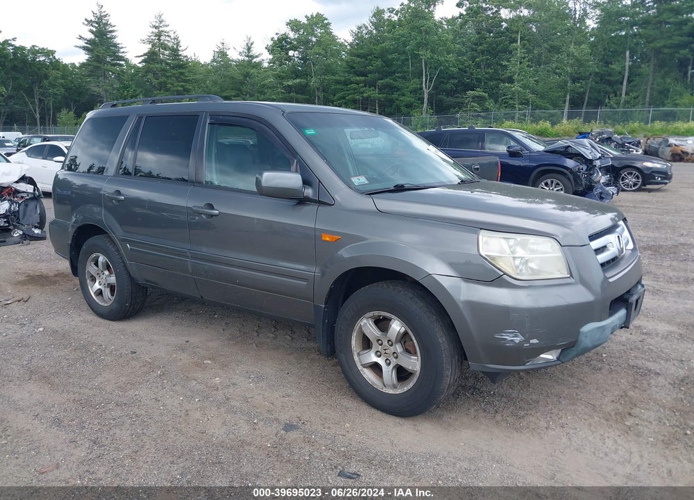 2008 HONDA PILOT EX VIN: 5FNYF18488B055615