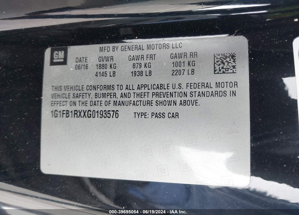 2016 CHEVROLET CAMARO 1LT VIN: 1G1FB1RXXG0193576