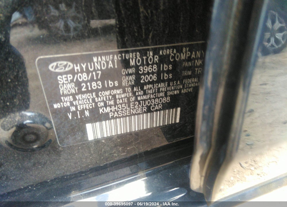 2018 HYUNDAI ELANTRA GT VIN: KMHH35LE2JU038088