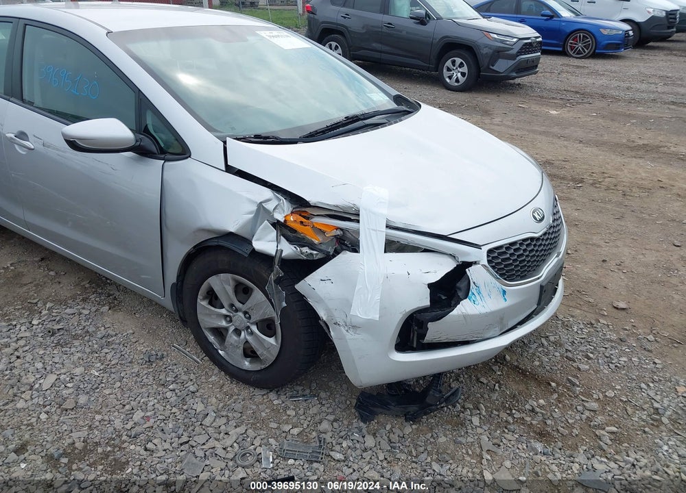 2016 KIA FORTE LX VIN: KNAFK4A66G5486595