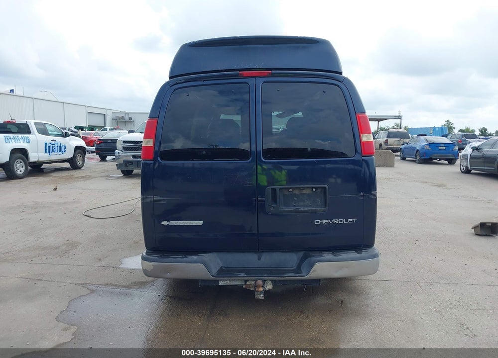 2006 CHEVROLET EXPRESS UPFITTER VIN: 1GBFG15T261265699