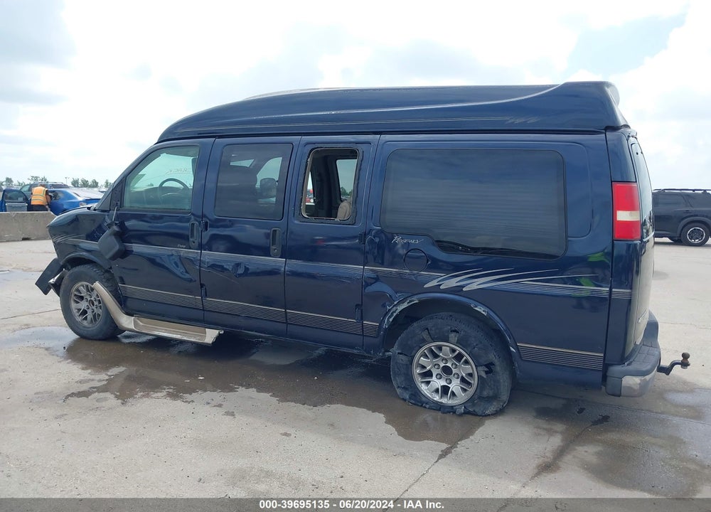 2006 CHEVROLET EXPRESS UPFITTER VIN: 1GBFG15T261265699