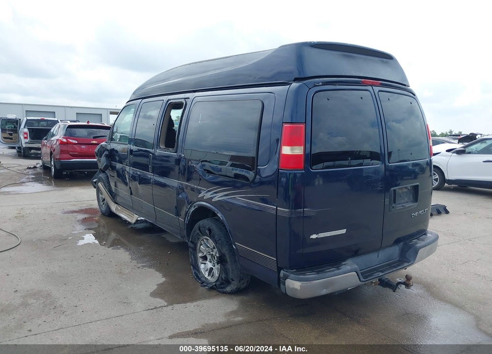 2006 CHEVROLET EXPRESS UPFITTER VIN: 1GBFG15T261265699