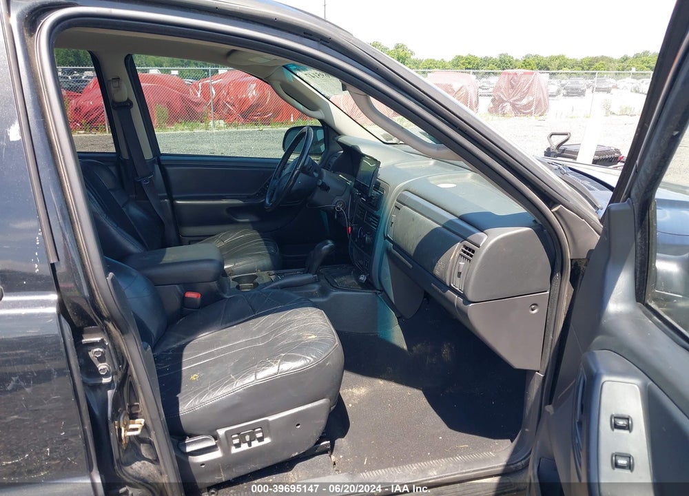 2004 JEEP GRAND CHEROKEE LAREDO VIN: 1J4GW48S04C368980