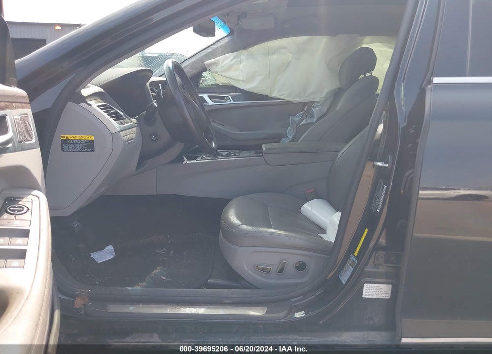 2015 HYUNDAI GENESIS 3.8 VIN: KMHGN4JE3FU076892