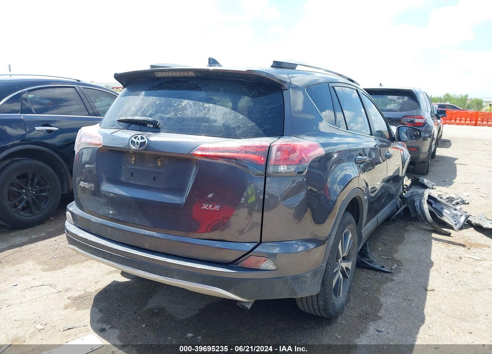 2016 TOYOTA RAV4 XLE VIN: 2T3WFREV2GW268782