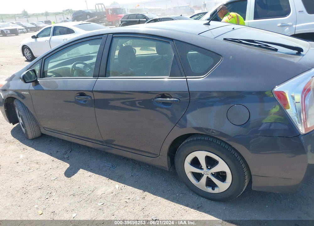 2015 TOYOTA PRIUS VIN: JTDKN3DU8F1998278