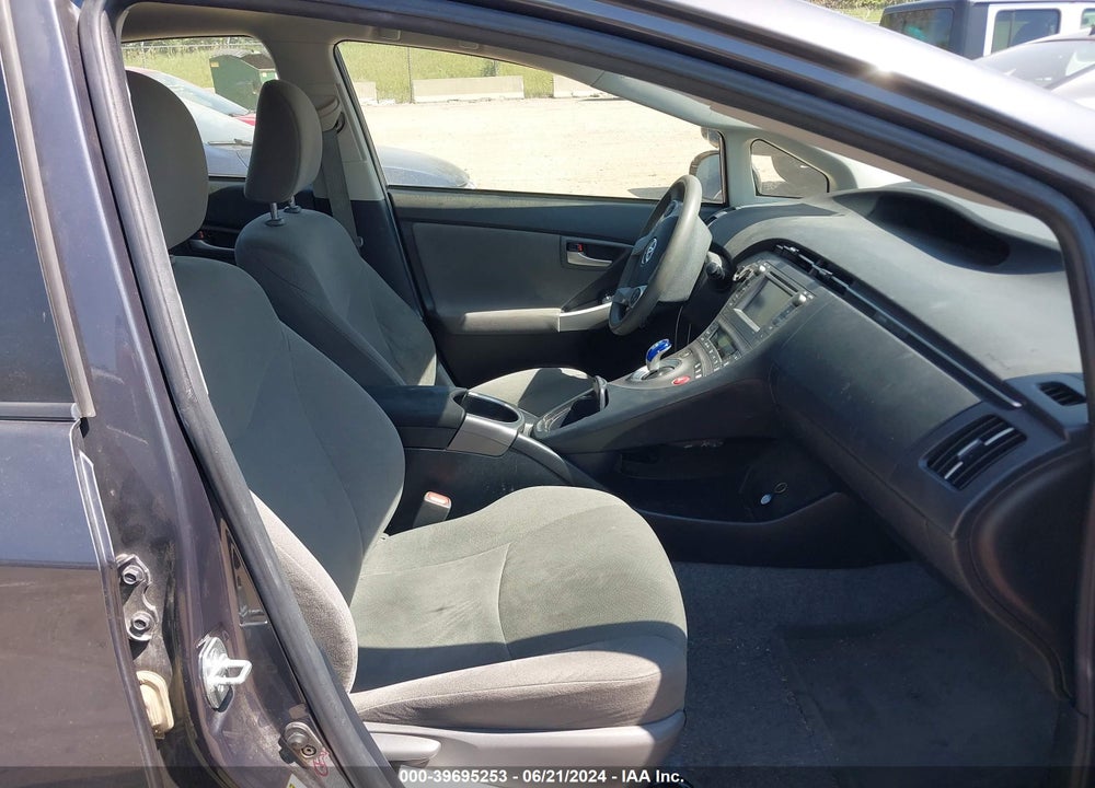2015 TOYOTA PRIUS VIN: JTDKN3DU8F1998278