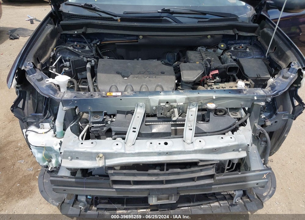 2018 MITSUBISHI OUTLANDER ES VIN: JA4AD2A36JZ000668