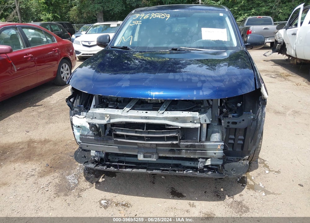 2018 MITSUBISHI OUTLANDER ES VIN: JA4AD2A36JZ000668