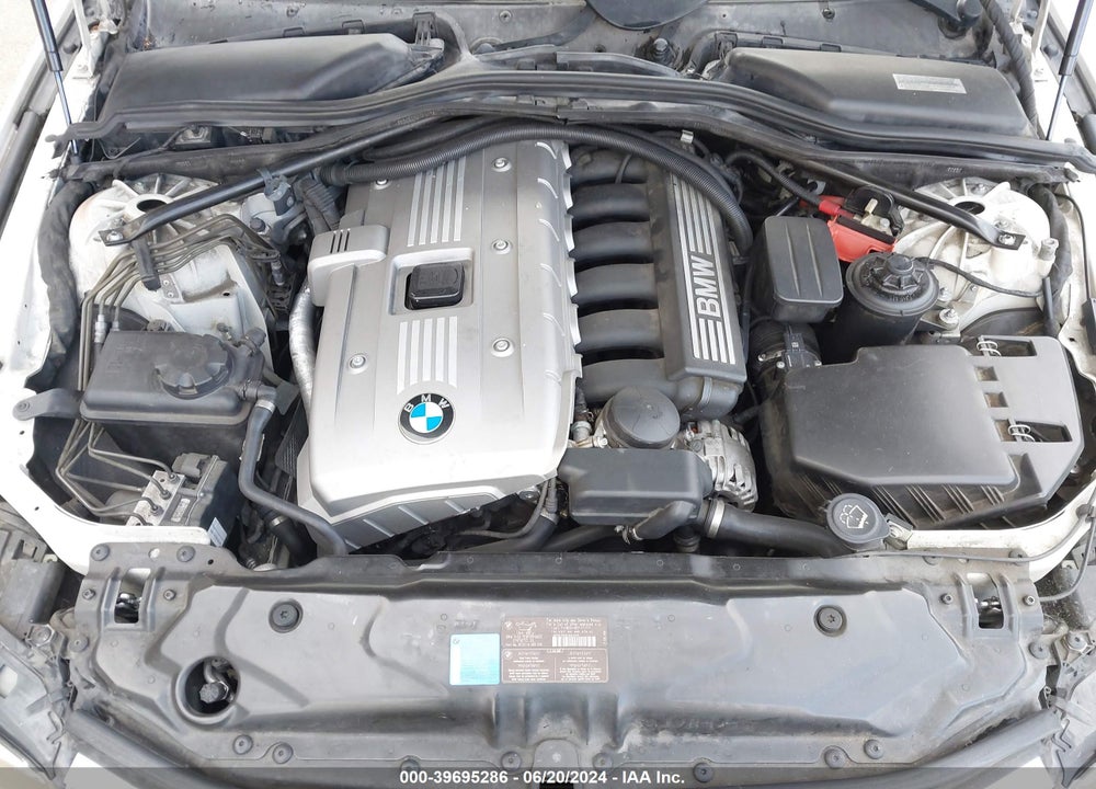2007 BMW 525I VIN: WBANE53507CK92055