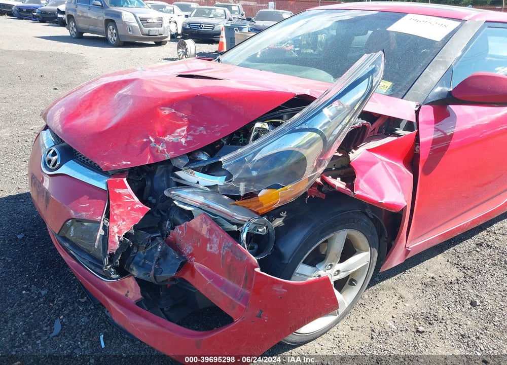 2014 HYUNDAI VELOSTER BASE W/RED VIN: KMHTC6AD1EU184420